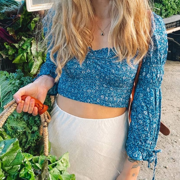 Gypsy Boho Floral Print LongSleeve CropTop Shirred - Picture 2 of 15